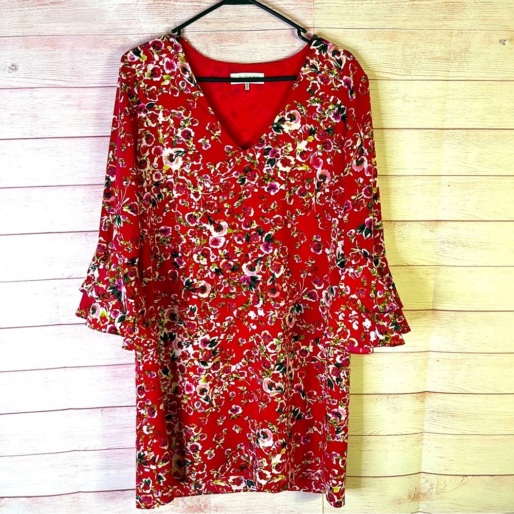 WAYF Pink Floral Bell‎ Sleeve  Dress Size Medium